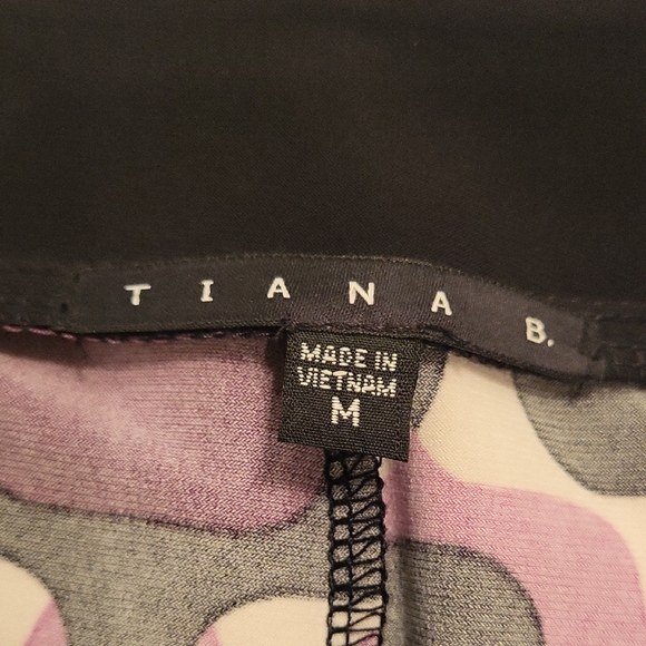 Tiana B. Purple and White Sheath Dress with Cuffed 3/4 Sleeves - Picture 2 of 3